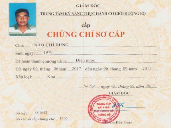 Làm Chứng Chỉ Nghề Điện Uy Tín Lấy Ngay Không Cần Cọc