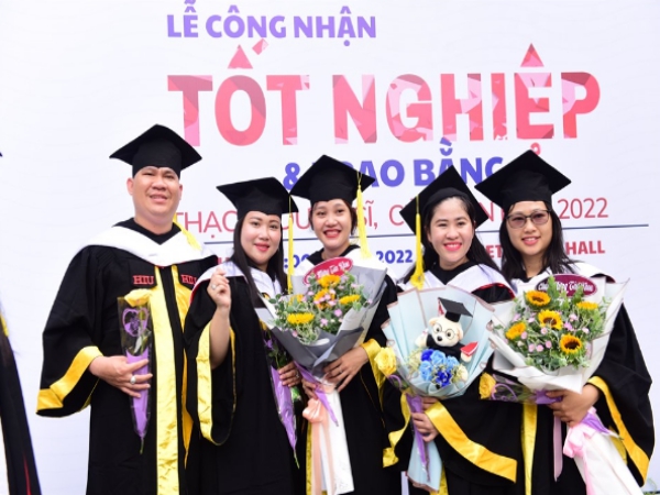 Làm Bằng Đại Học Công Nghiệp Trọn Bộ Hồ Sơ Gốc