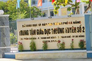 Học bổ túc có tương lai không ?